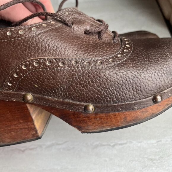 ** Vintage 90s Y2K Leather Lace up Chunky Wooden Clog Heels Size 6 - Picture 9 of 12